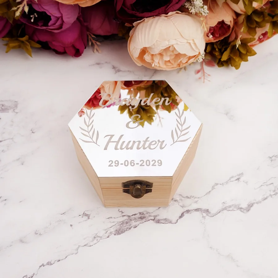 

Custom Acrylic Mirror Cover Hexagon Wooden Box For Candy Personalized Jewelry Package Wedding Gift Holder With Buckle