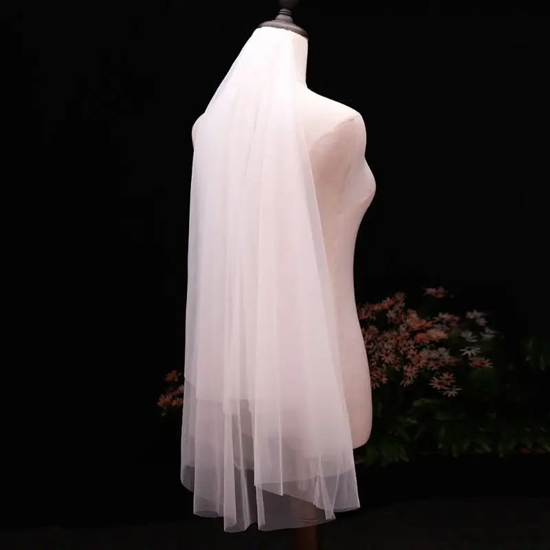 Minimalist Simple 2 Tier Layered Women Girls Short Wedding Veils Ivory White Tulle Bridal Veil Marriage Accessories With Comb image 2