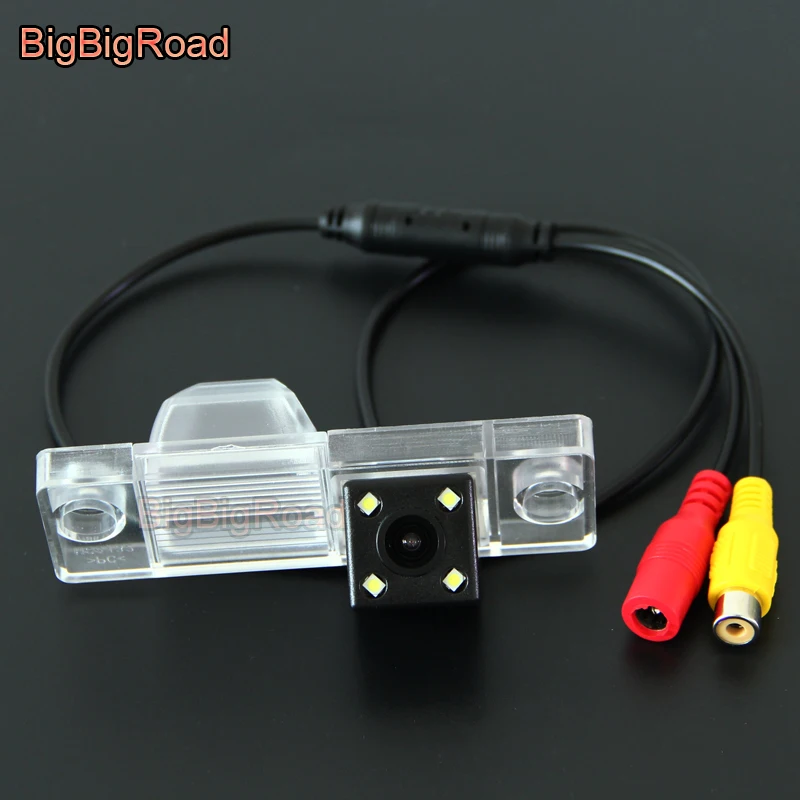 BigBigRoad For Chery Cown 1 / X1 Wireless Camera Car Rear View Backup Reversing CCD Camera Installed At License Plate Light