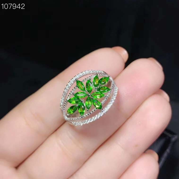 KJJEAXCMY Boutique Jewelry 925 Sterling Silver Inlaid Natural Diopside Gemstone Female Ring Support Detection Mini Vbnm