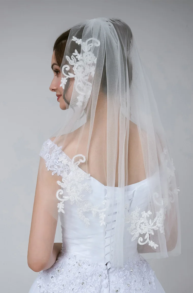 Voile de mariage court avec peigne, avec appliques en dentelle, coupe, couvre-chef de mariée, une couche, longueur coude, accessoire de mariée