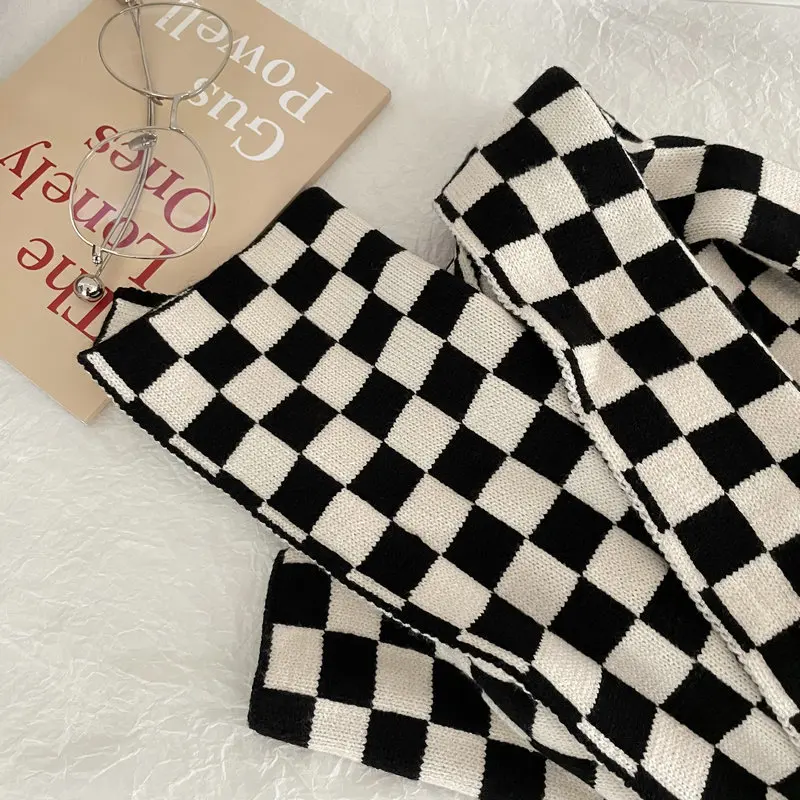 OMEA Twist Knit Scarf Women Winter Accessories Black and White Chessboard Plaid Patchwork Scarf Luxury Fashion Shawl Geometric