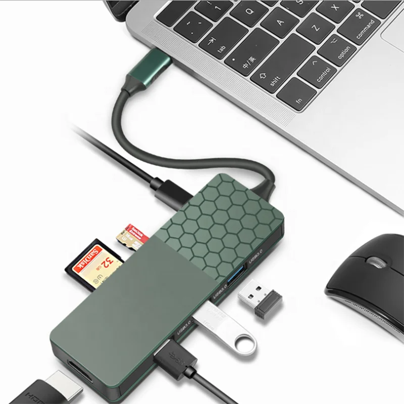 موزع USB متعدد الوظائف مع موصل من النوع C 7 في 1 مهايئ متعدد المنافذ منفذ USB 3.0 مخارج مخارج تمر بالشحن