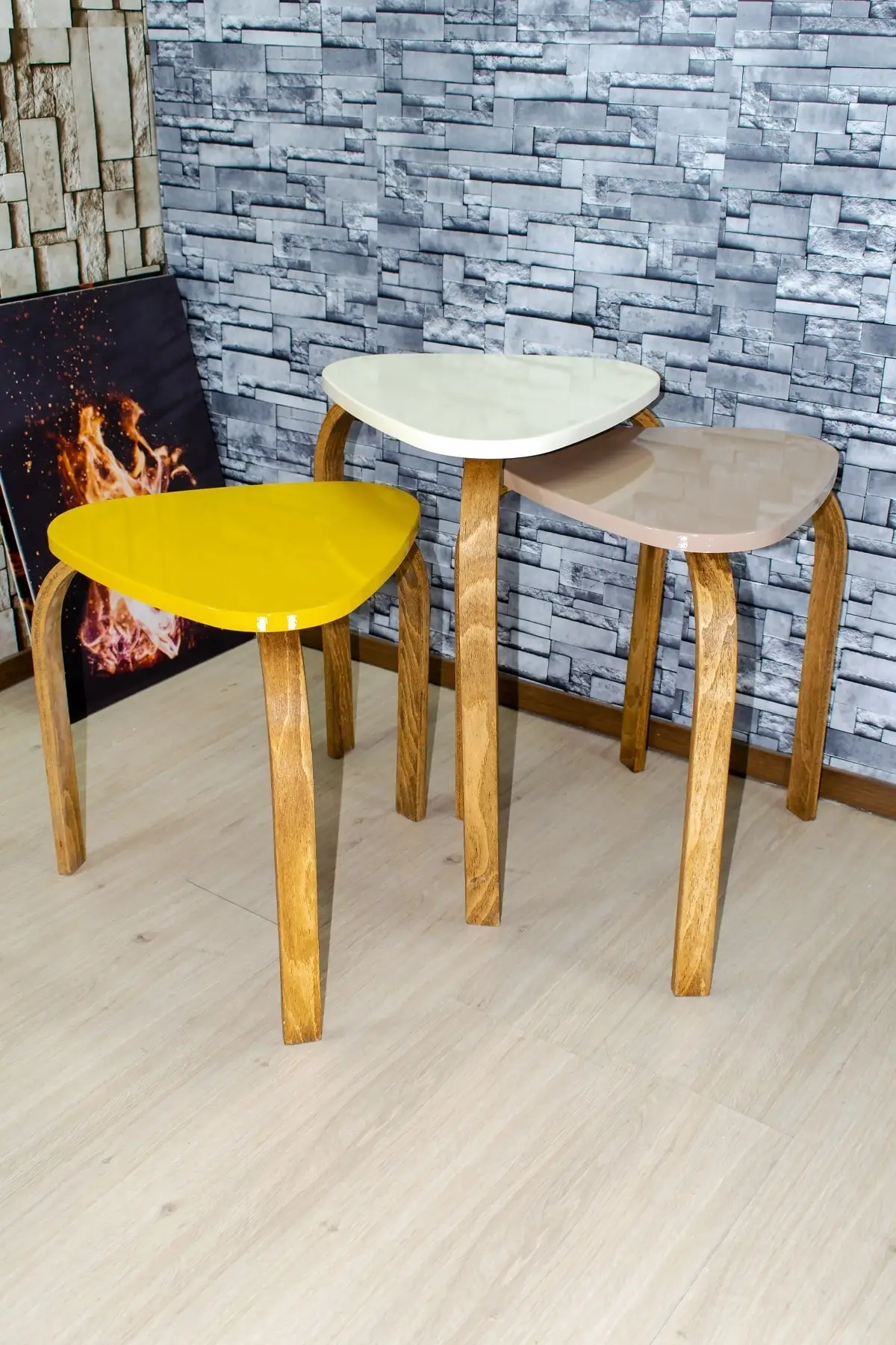 Zigon Tripod Triangle Cream Capi Yellow Papel 3 pcs coffee table