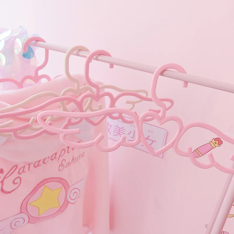 5PCS Durable Pink Sakura Angel Wing Shape Traceless Non-Slip Hanger Girl's Children Clothes Hangers Rack