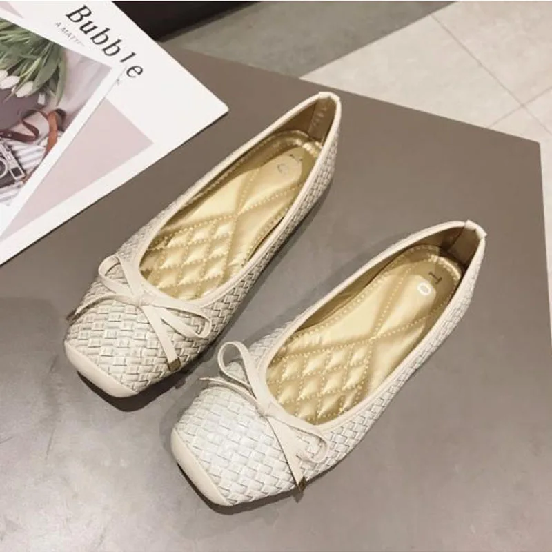 New Fashion Flats Women Boat Shoes Elegant Office Lady Shoes Casual Women Flats Soft Comfortable Flat Shoes Black Blue YX3855