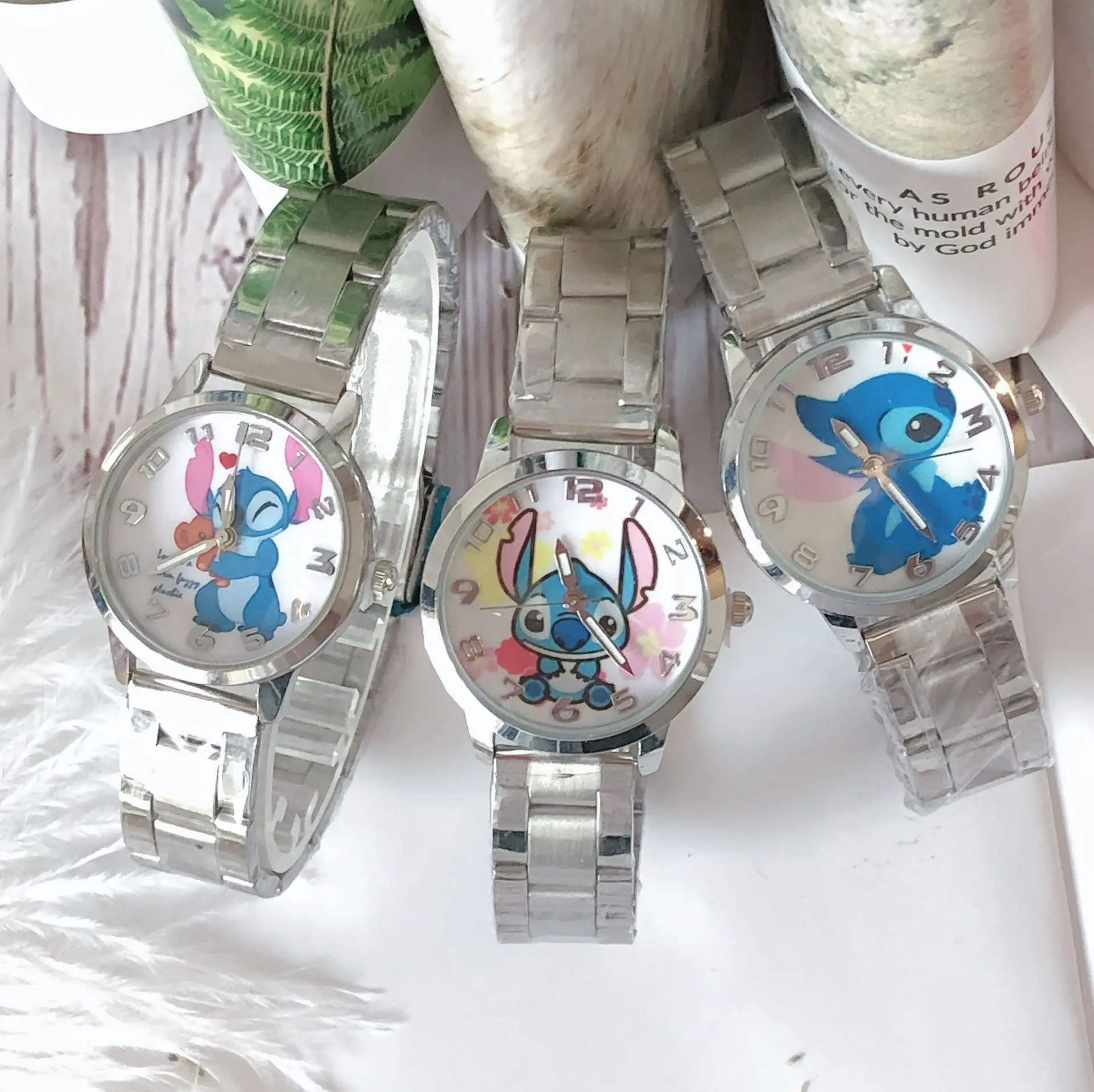 Lilo & Stitch Stitch dibujos animados reloj para niños niño niña impermeable reloj de cuarzo de acero inoxidable reloj de regalo de cumpleaños para