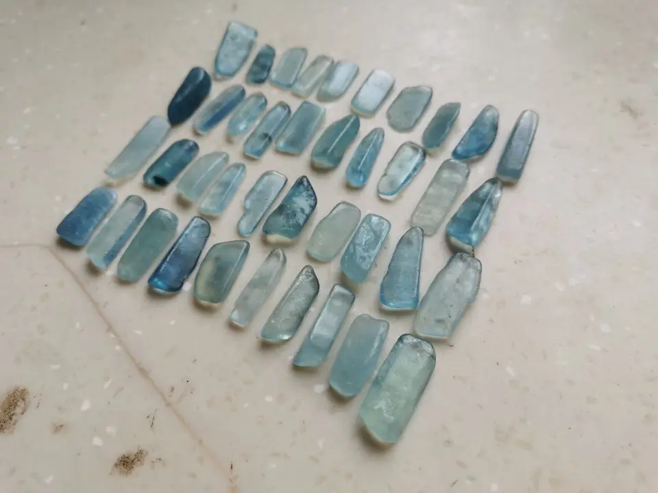 40pcs NATURAL Aquamarine QUARTZ Crystal freedom body gem