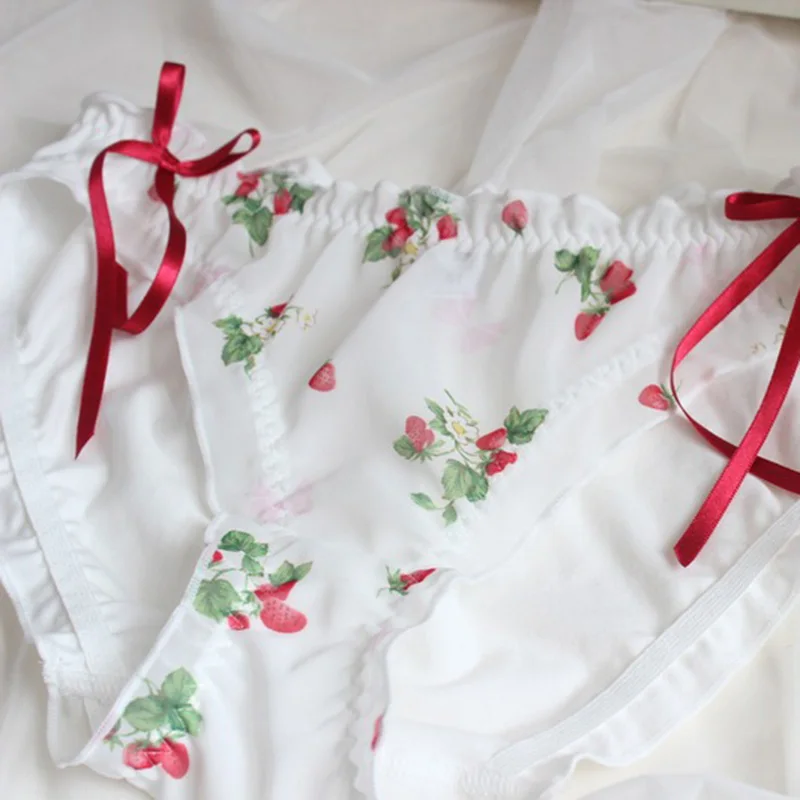 Japanese Style Strawberry Print Panties Cute Lovely Sweety Princess Underwear Bow Ruffle Chiffon Cotton Soft Girl Breifs