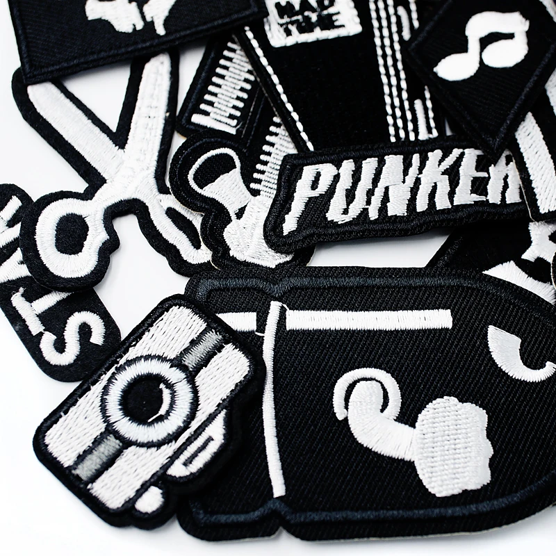 Black-And-White Embroidered Applique Cute Patches Fabric Garment DIY Apparel Accessories Badges Music 1987