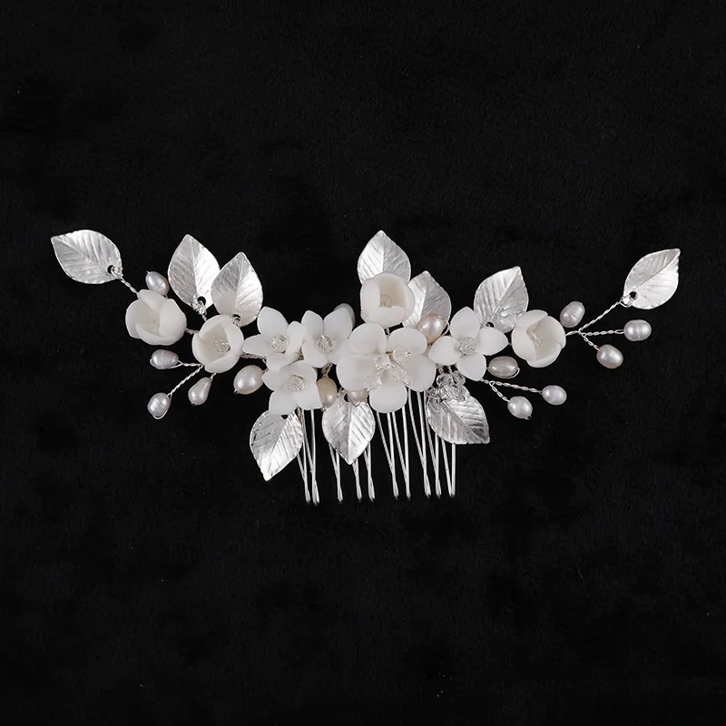 

Floralbride Alloy Leaf Crystal Rhinestone Ceram Flower Freshwater Pearls Bridal Hair Comb Wedding Hair Accessories Women Jewelry