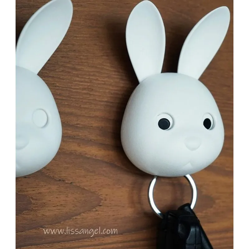 Key Holder with Magnet (Bella Bunny by Qualy) | Open it's eyes