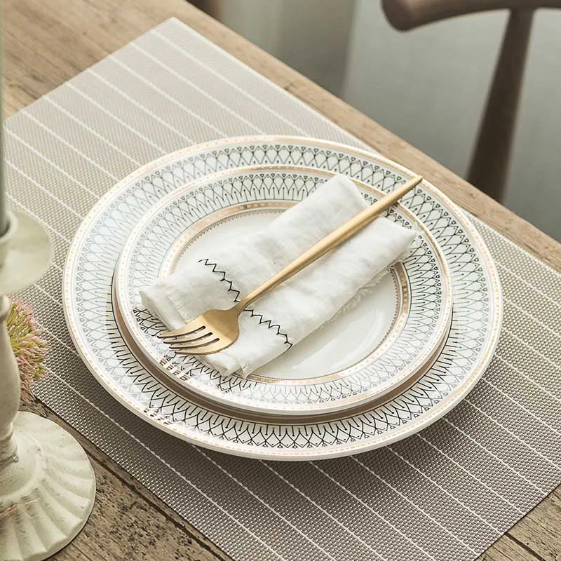 Bone China Dinner Plate Ceramic Tableware Set Black Line Decoration Western Food Tray Circular Golden Edge Salad Dish Porcelana