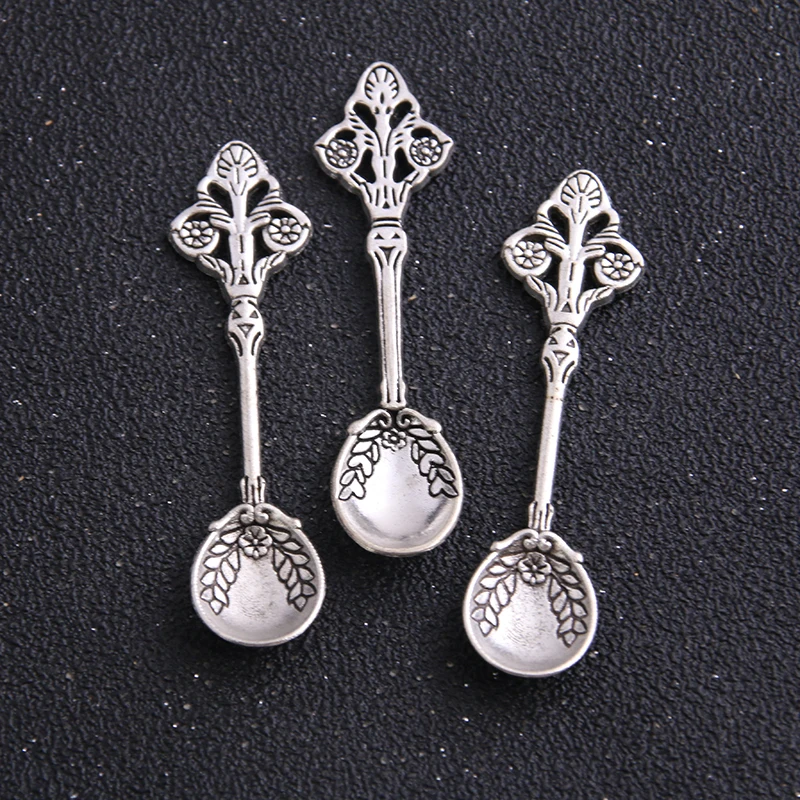 4Pcs 14*59mm two color Spoon Charm DIY Jewelry Making Spoon Pendant Necklace Jewelry Making Accessories