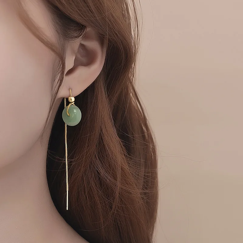 Hetian Jade Ear Line Transfer Bezpieczna klamra Kolczyki w stylu chińskim Kobiecy letni temperament Starożytny styl Netto Czerwony