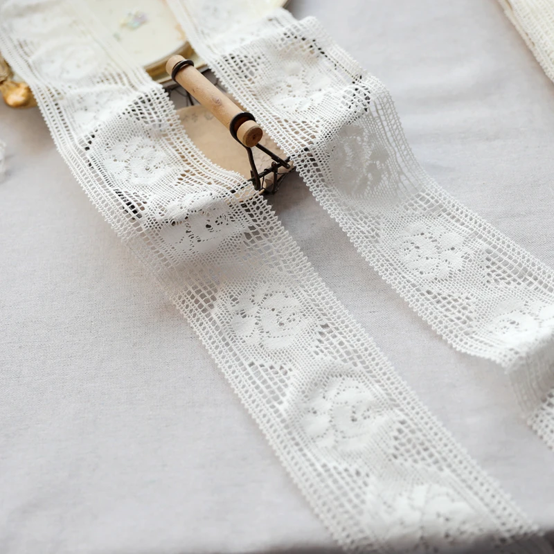 Good Quality 3yards/lot Milk White /bleach Rose Flower Cotton Thread Lace Trim Hollow Out Waved DIY Sewing Craft Accessory X465