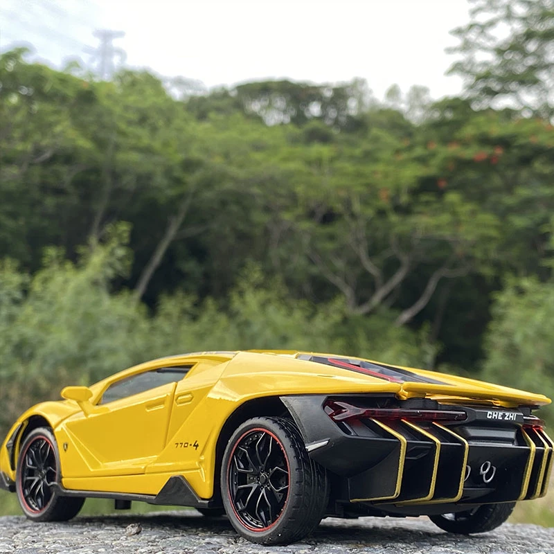 1:24 Centenario LP770 Alloy Sports Car Model Diecasts & Toy Vehicles Metal Car Model Simulation Sound and Light Childrens Gifts