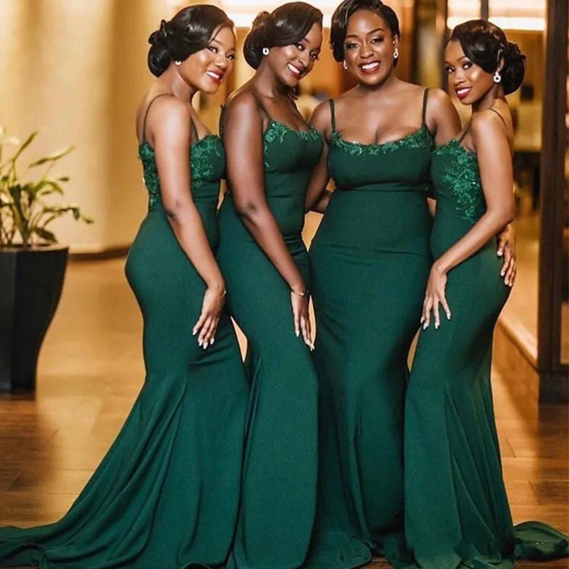 2020 Black Girl Cheap Bridesmaid Dresses Mermaid Dark Green Appliques Satin Backless Sweep Train African Wedding Guest Maid