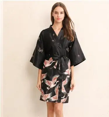 Women Silk Satin short Wedding Bride Bridesmaid Robe Kimono Robe Feminino Bath Robe Large Size Peignoir Femme Sexy Bathrobe