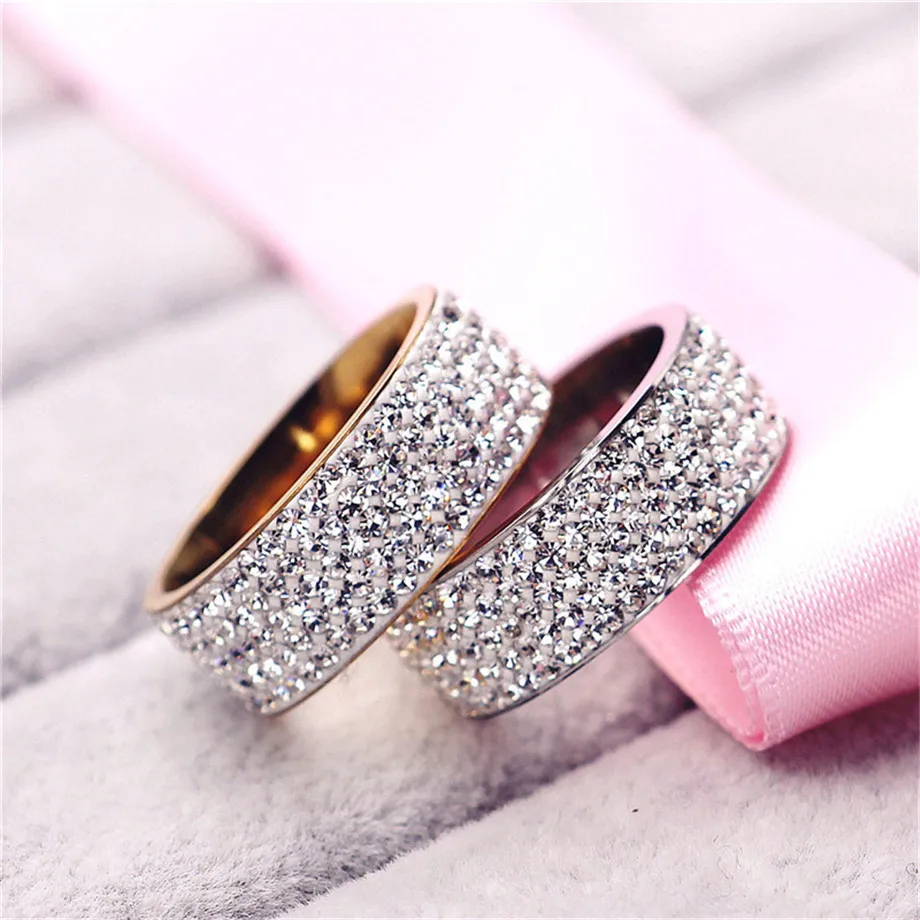 Anello da donna Hip Hop Ice Out Bling con strass pieni Anelli in acciaio inossidabile color oro per uomo Donna Gioielli di moda Anel