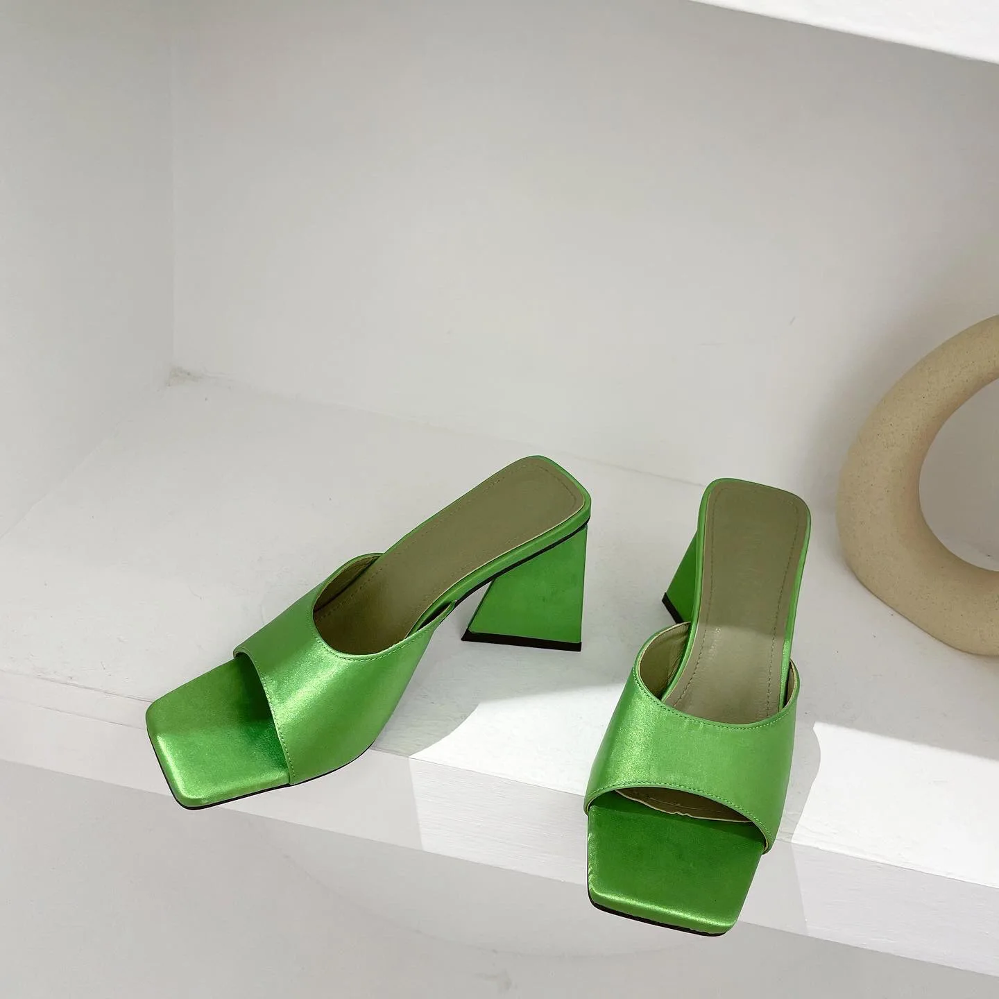 2021 Women Summer Sandals Slippers Strange Heels Mules Women High-heeled Slippers Ladies Slip on Party Nightclub Slippers