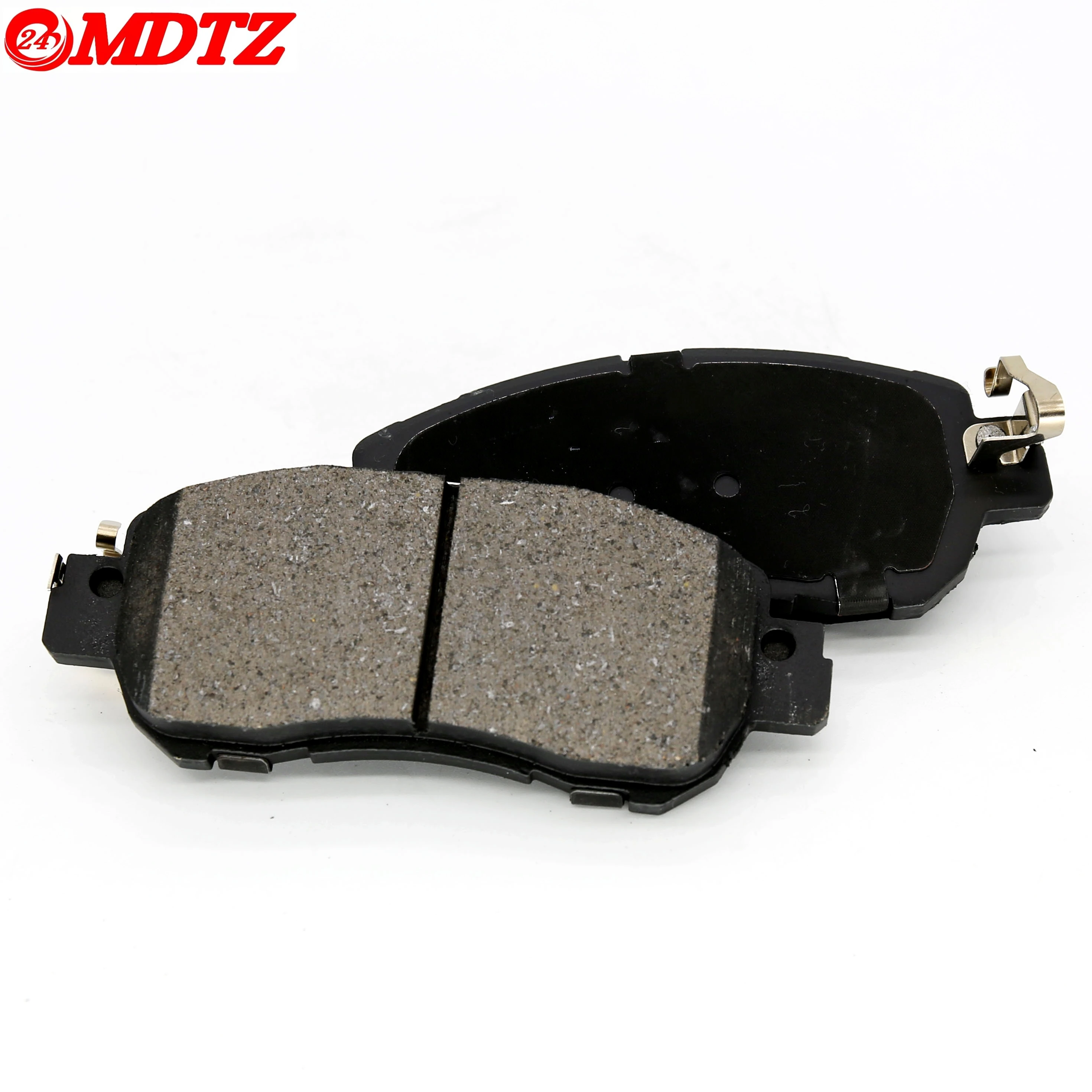 Auto Brake Parts For Nissan Kicks High Quality Ceramic Front Brake Pads no noise D2038 D10605RB0A D1060-5RB0A