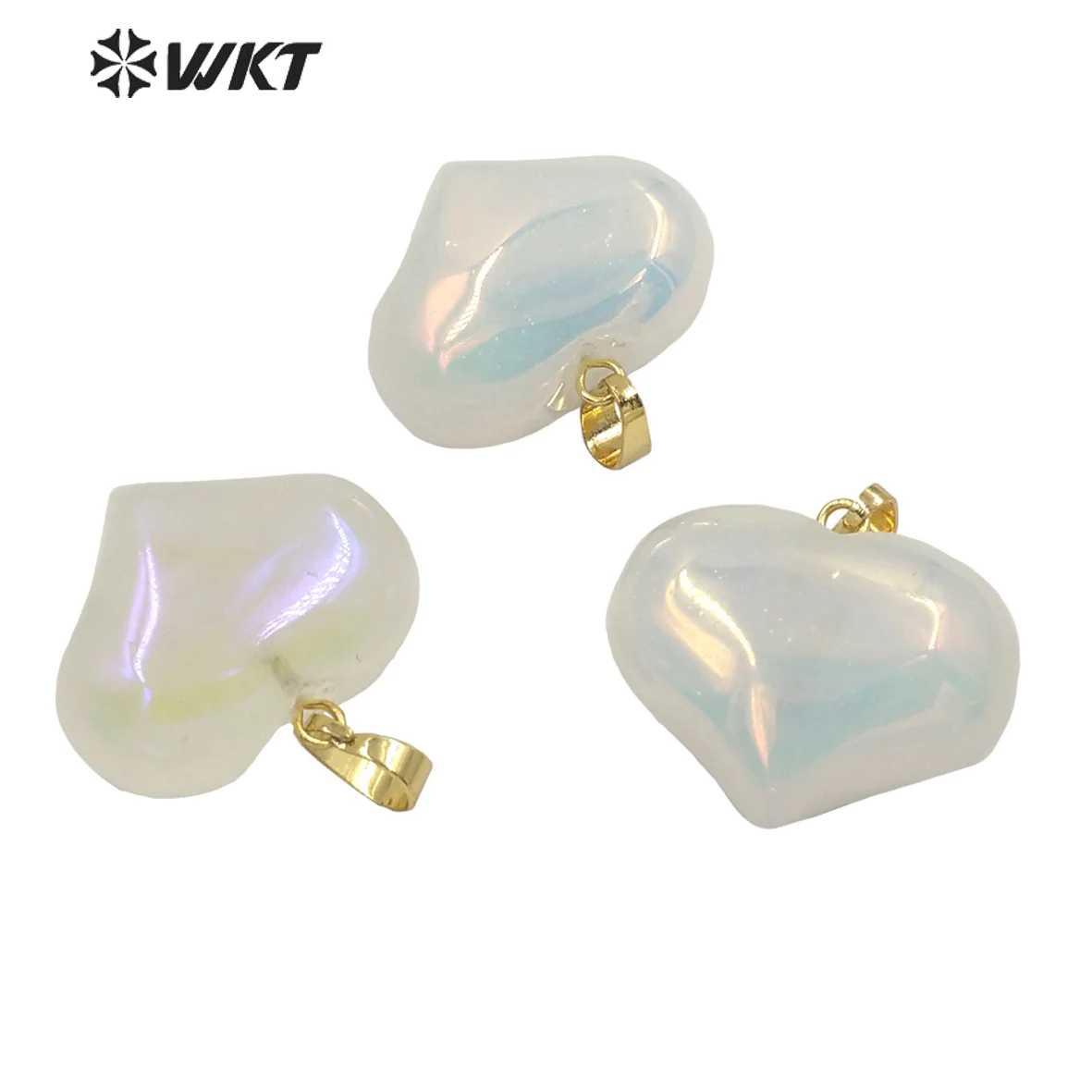 

WT-P1707 Wholesale Fashion gold Aura crystal quartz heart stone pendant simple hoop Natural Flash rainbow heart pendant