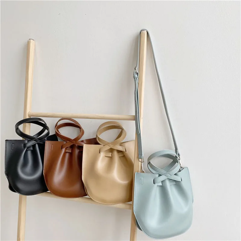 

2021 New Pleated Handbag Women Fashion Solid Color All-Match PU Bag Shoulder Crossbody Drawstring Bucket Bag Female