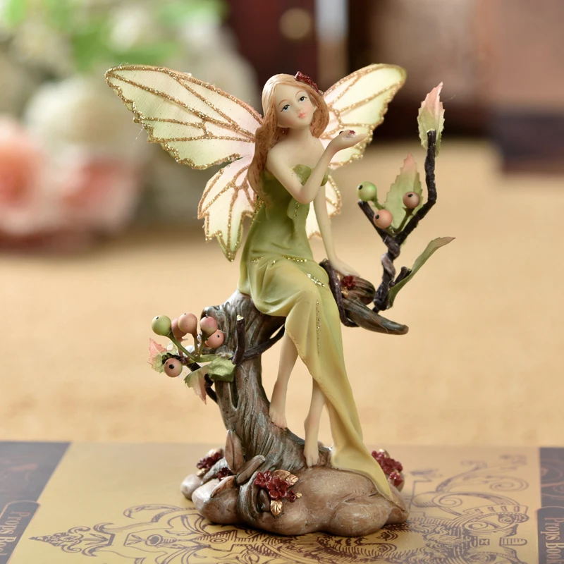 

European Forest Angel Resin Green Elf Ornaments Home Livingroom Desktop Figurines Crafts Porch Coffee Table Sculpture Decoration