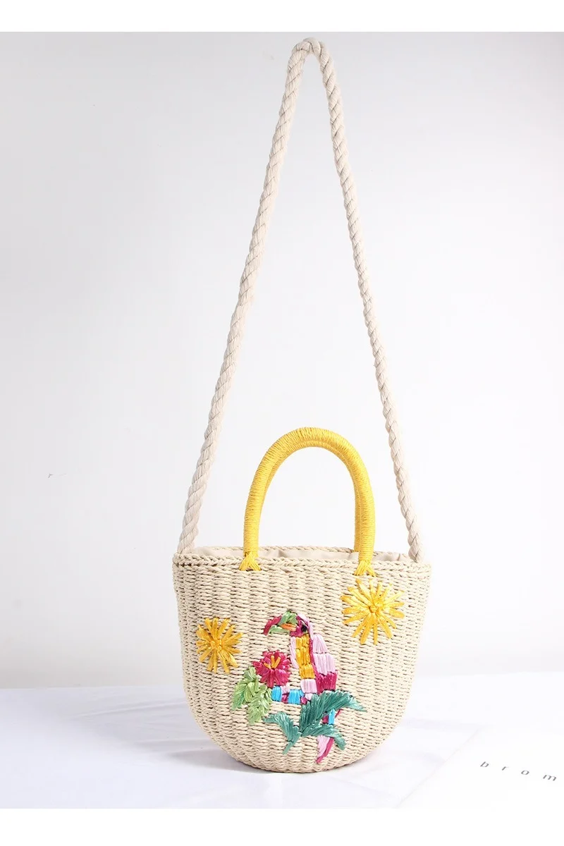 Handmade Straw Bag Women\'s One-shoulder Portable Large-capacity Embroidery Woven Bag Sen Female Holiday Beach Bag