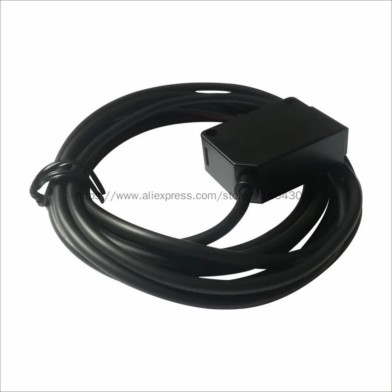 

Фотоэлектрический переключатель для подавления заднего фона с датчиком рассеянного отражения