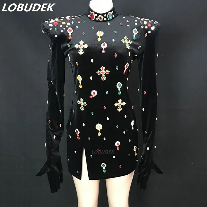 Vestido corto de terciopelo negro con abertura para mujer, traje de jazz para equipo de bailarines de bar, con pedrería multicolor, para cumpleaños, baile de graduación, atuendos sexys