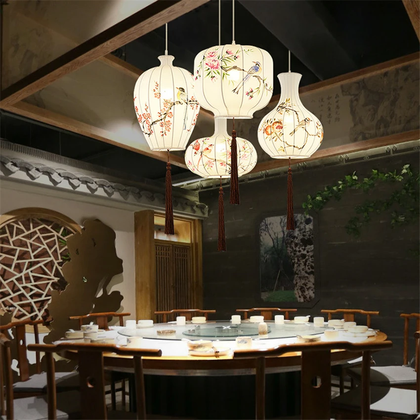 Chinese hand painted fabric lantern pendant lights restaurant hot pot shop tea room foyer lights hanging study decor lighting