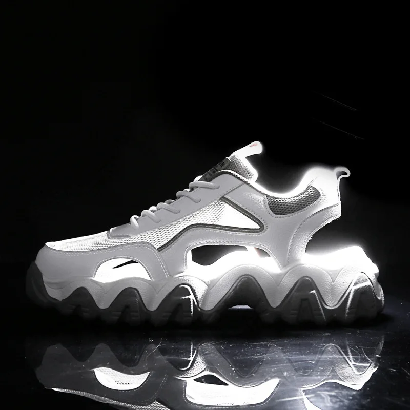 Men's Sports Shoes 2021 Summer Latest Designer Fashion Hollow Out Comfortable Simple Leisure Sports Beach Hole Shoes