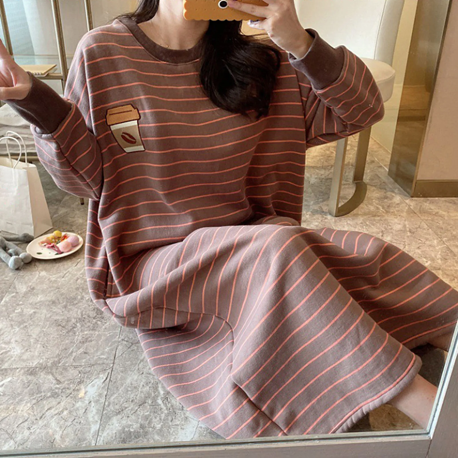 Cute Cartoon Pattern Night Dress Women Sleepwear Homewear Long Sleeve Sleep Tops O Neck Knee Length Nightgown Femme Night Dress