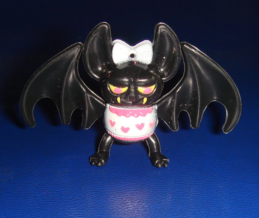 Beilinda Toys Plastic Toys  Mini Vinyl Toys Bats Science & Education Toys 2 Colours In Available 10 Pcs In One Lot