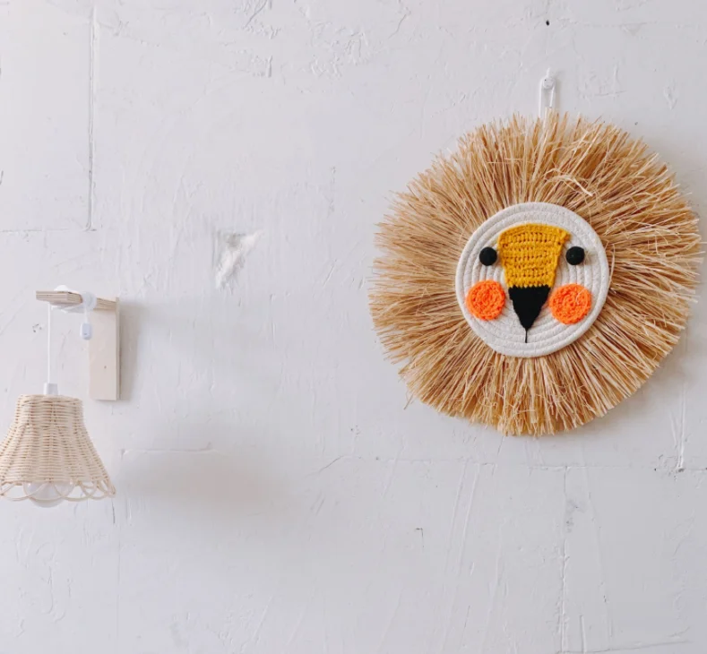 

Cartoon Straw Lion Hanging Decorations INS Nordic Hand Woven Cotton Thread Weaving Animal Head Ornament Kids Room Decoration