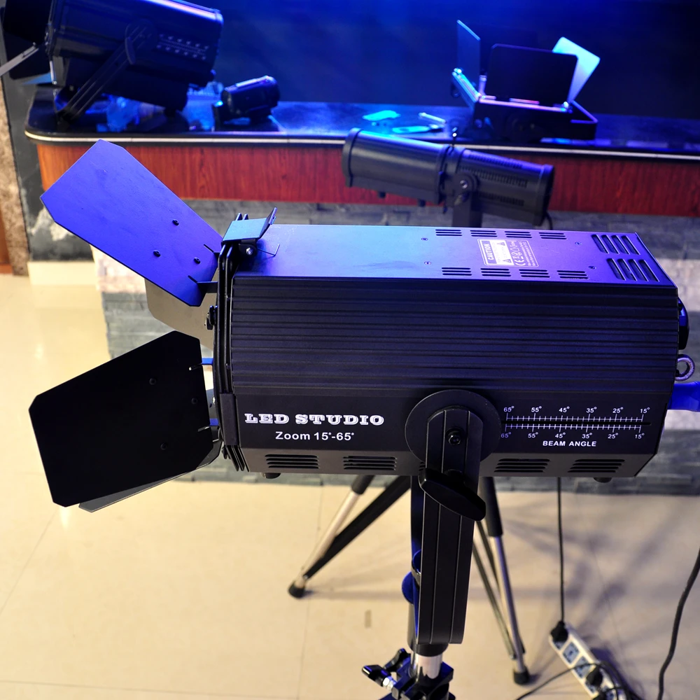 TIPTOP Barndoor 200W Professional Stage Film Movie Light Fresnel Lens Beam 15-65 Degree Zoom Adjustable DMX512 Control