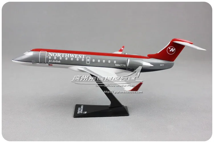 American Northwest Airlines NWA Jet Airlink CRJ-200 1: 100 Plastic Assembled  Aircraft Model 28cm for Collective plane model