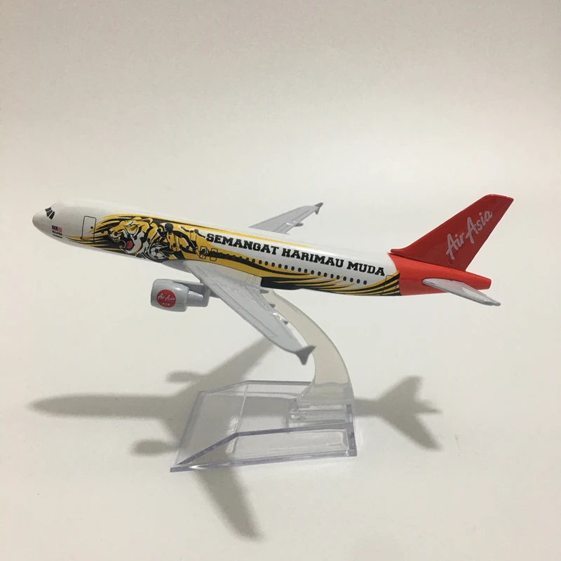 JASON TUTU 16cm AirAsia Tiger Airbus A320 Aircraft SEMANOAT HARIMAU MUDA Airplane Model 1:400 Diecast Metal Airplanes