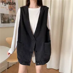 Denim Vests Women Vintage Streetwear Pockets V-neck Loose Coats Retro Button-up Waistcoats BF Fashion Sleeveless Outwear Student