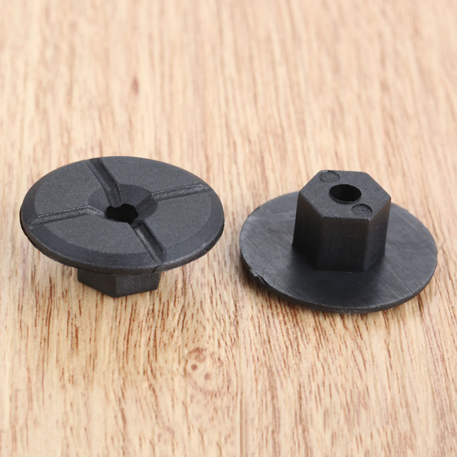 20Pcs 4mm Car for Fender Mud Flap Splash Guard Wheel Arch Bumper Panel Fastener Clip Fit For Mercedes K90