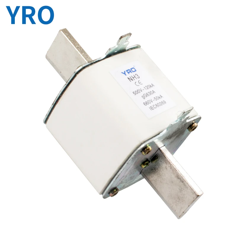 NH1 Knife Contact Fuse Plug-In Ceramic 250A RT36 Core Low Voltage Fuse Tube