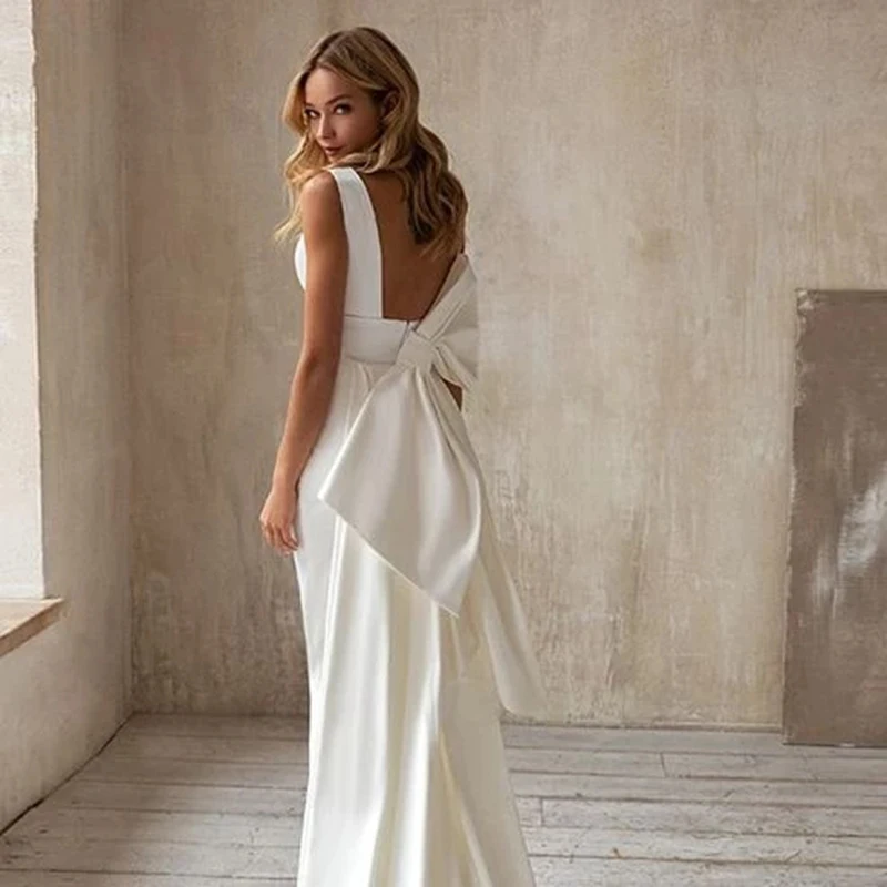 New Elegant Mermaid Ivory Wedding Dresses Sleeveless Wedding Gowns V Neckline Bridal Dresses Back Out Bow Simple On Sale 2021