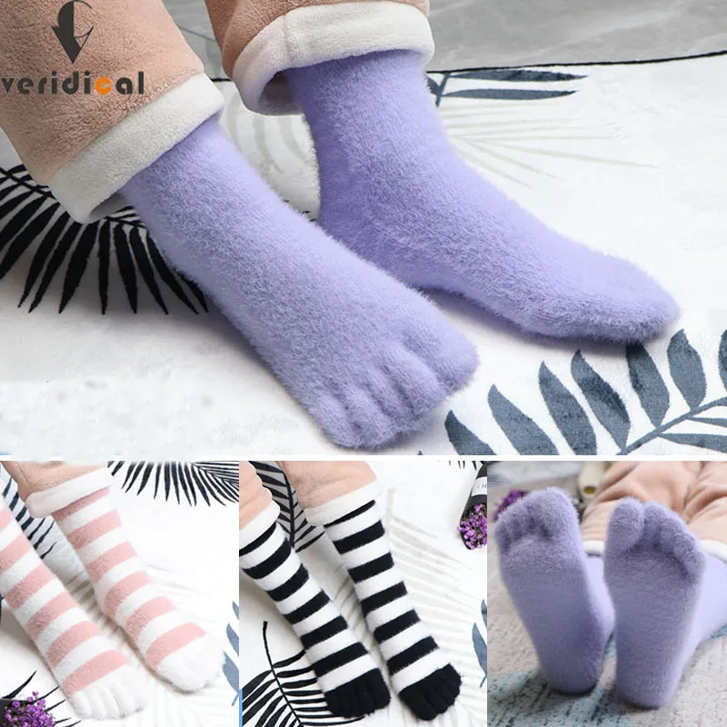 Women\'s Thick Five Finger Socks Winter Warm Coral Fleece Fluffy Toe Socks Striped Soft Cozy Hosiery Girls Female Floor Slippers