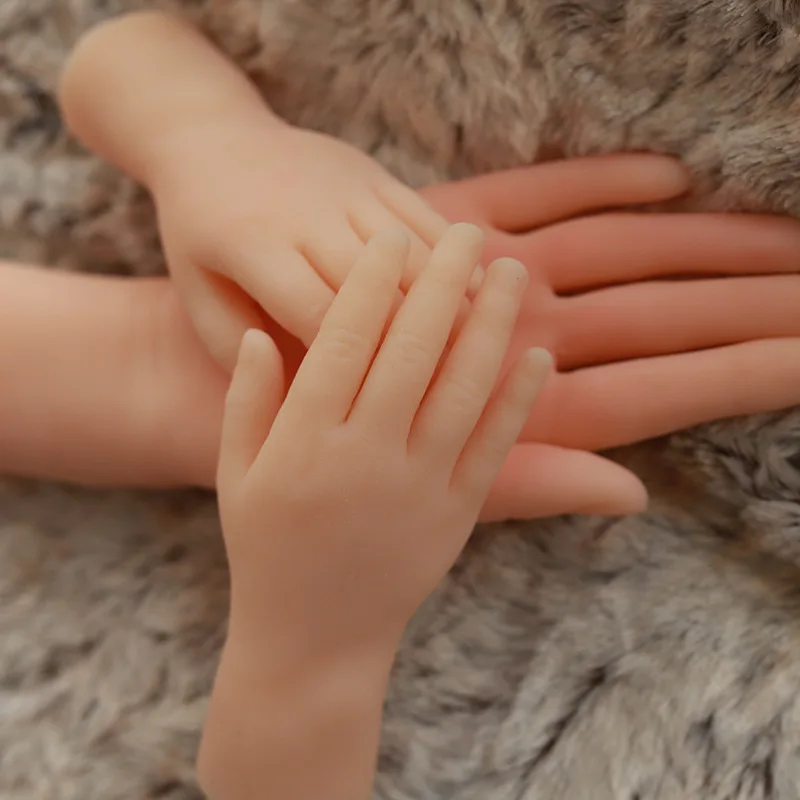 Lebensechte Hand Modell Kinder Kinder Nachahmung Hand Schießen Fotografie Requisiten Kleine Nette Gefälschte Hände Skizze TPE K01 ZISHINE – Detail 2