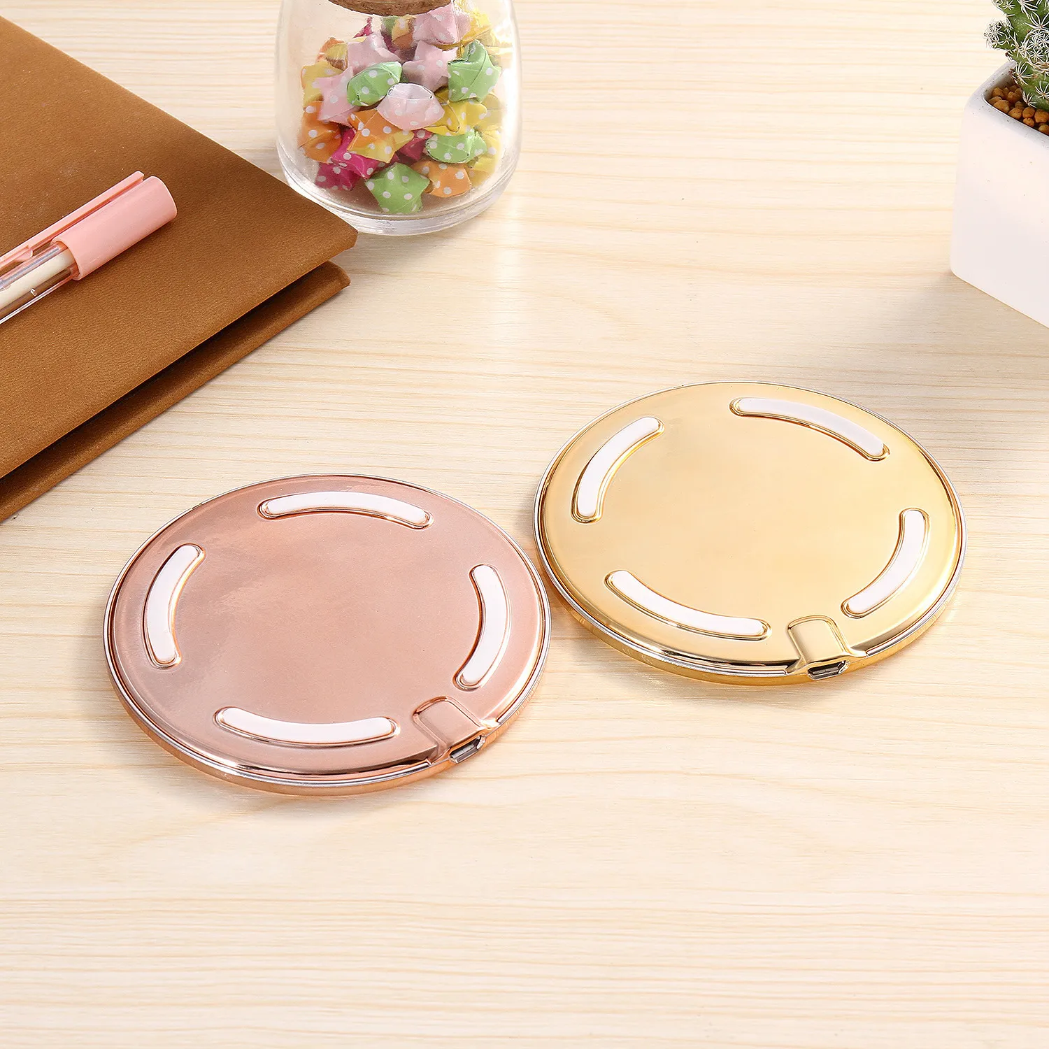 Ultra-thin Wireless Charger Is Suitable for Ultra-thin Wireless Charger for Apple Samsung Huawei Mobile Phone