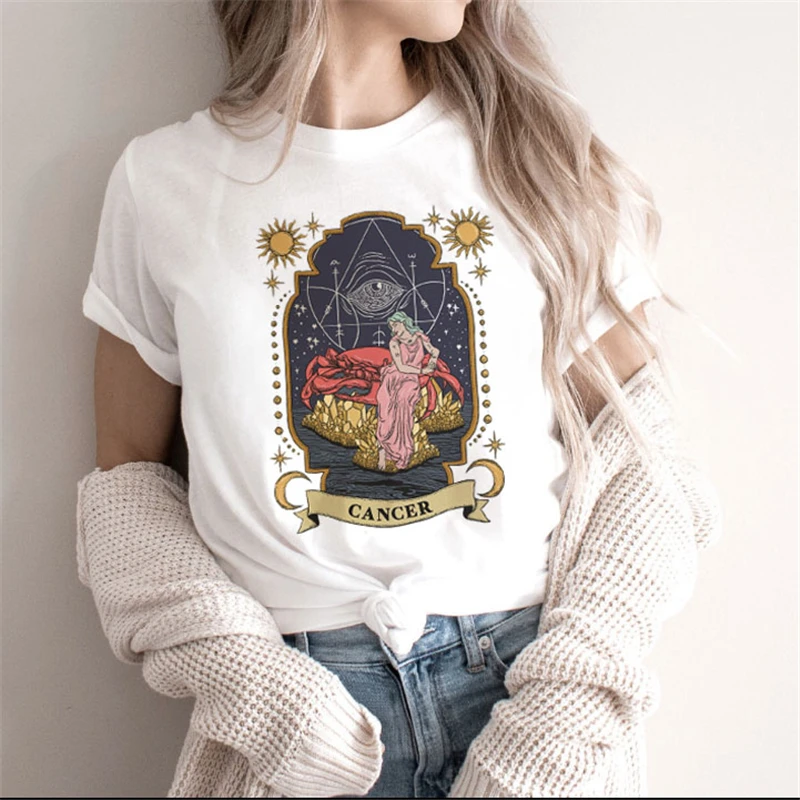 

Fashion The Moon Tarot Card Print T-shirt Aesthtic Crescent Sun and Moon Graphic Tee Top Women Retro Witch Gothic Tshirt Women