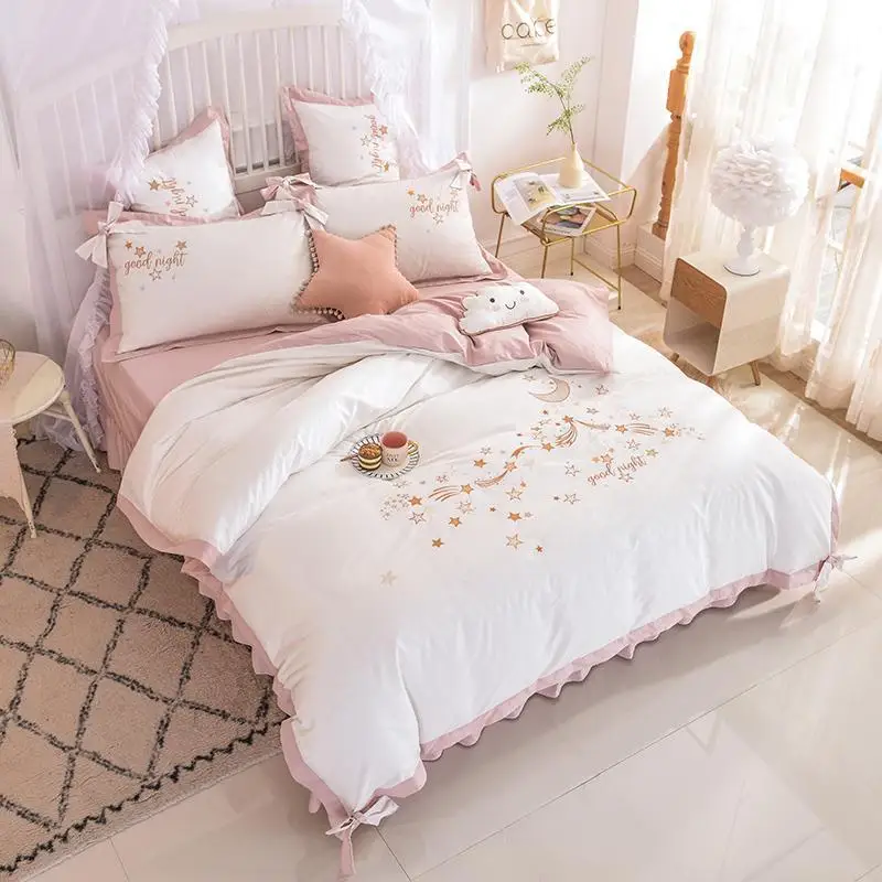 J1 White Pink Luxury Princess Style Stars Moon Embroidery Girl Bedding Set Bowknot Duvet Cover Bed sheet Bed Linen Pillowcases