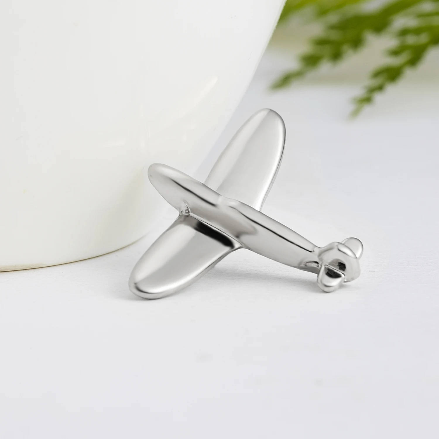 Rinhoo Mode Flugzeug Form Brosche Emaille Abzeichen Flugzeug Pullover Corsage Frauen Männer Cartoon Metall Flugzeug Kleidung Clip Beste Geschenke – Detail 33